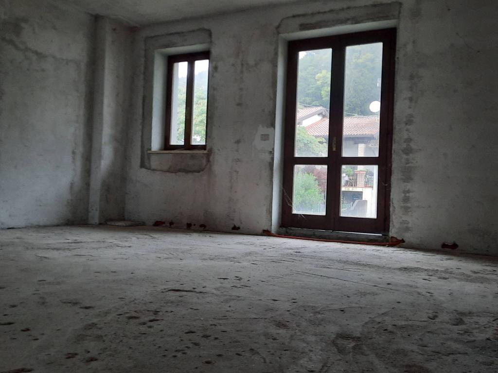 Villa a Travesio in Via Giuseppe Verdi - Foto 3