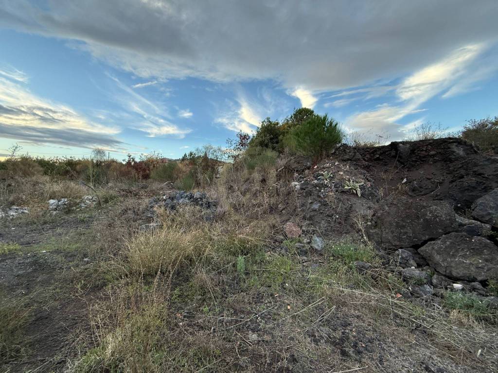 Terreno a Mascalucia in Via Mompilieri - Foto 2