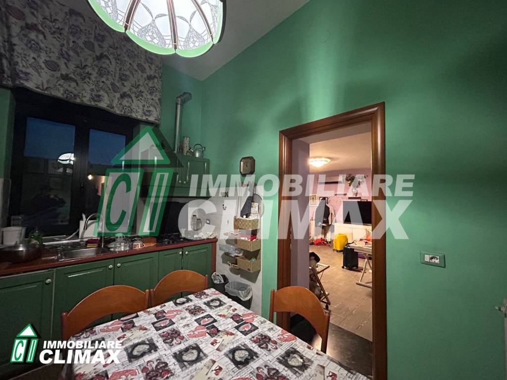 Appartamento a Caserta in Viale dei Bersaglieri, 16 - Foto 4