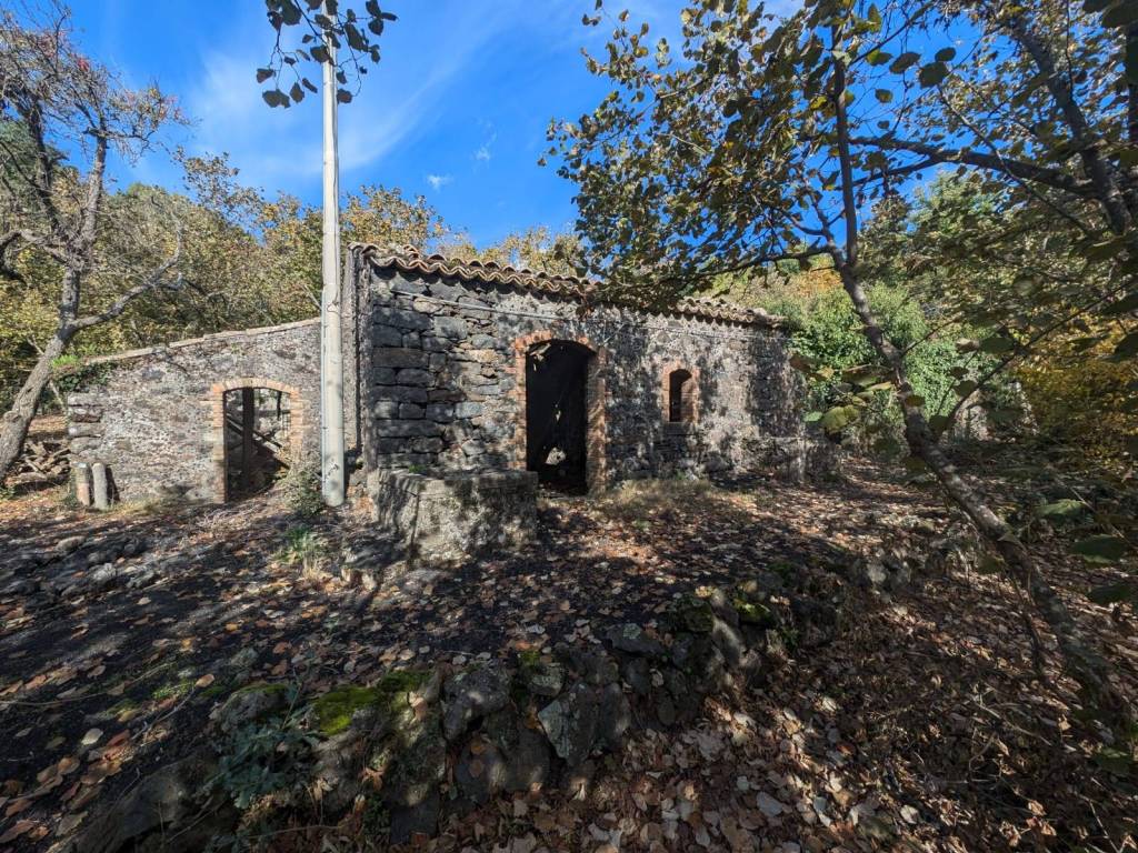 Terreno a Sant'alfio in Contrada Ripa della Naca - Foto 2