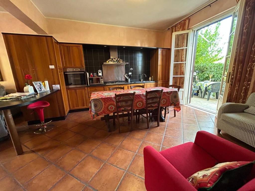 Casa indipendente a Vinci in V.le Palmiro Togliatti, , 23 - Foto 3