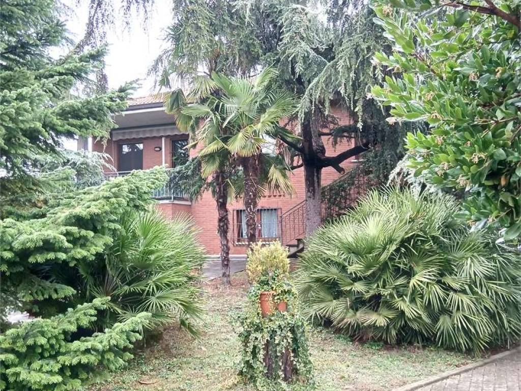 Villa a Alessandria in Via Genova, 232A - Foto 2