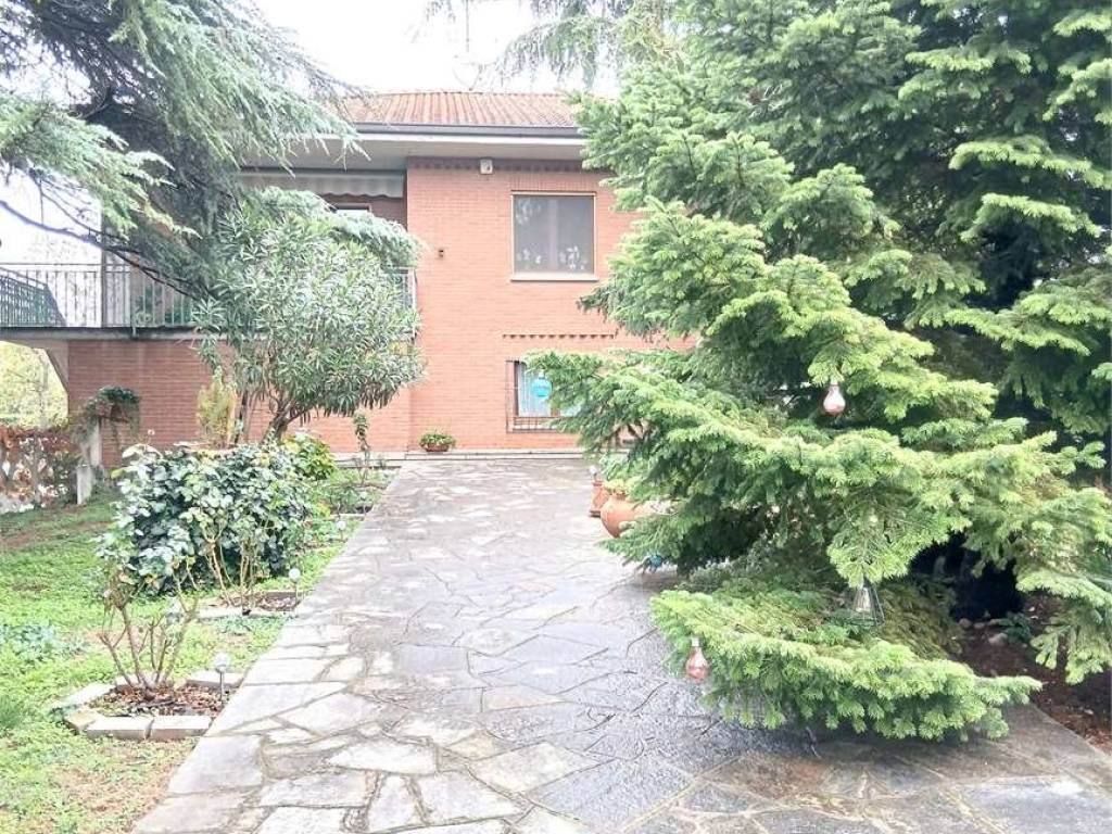 Villa a Alessandria in Via Genova, 232A - Foto 3
