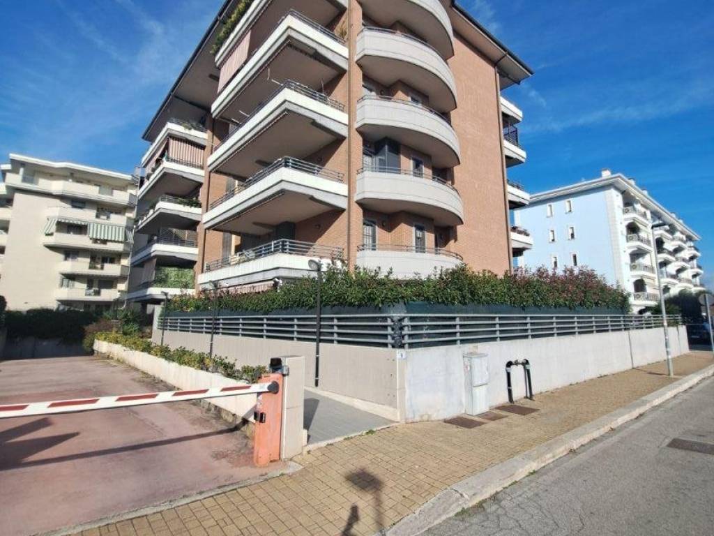 Appartamento a Aprilia in Via Dalmazia, 9 - Foto 2