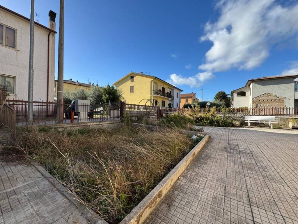 Appartamento a Spoleto in Via Alfredo Mascelluti - Foto 5
