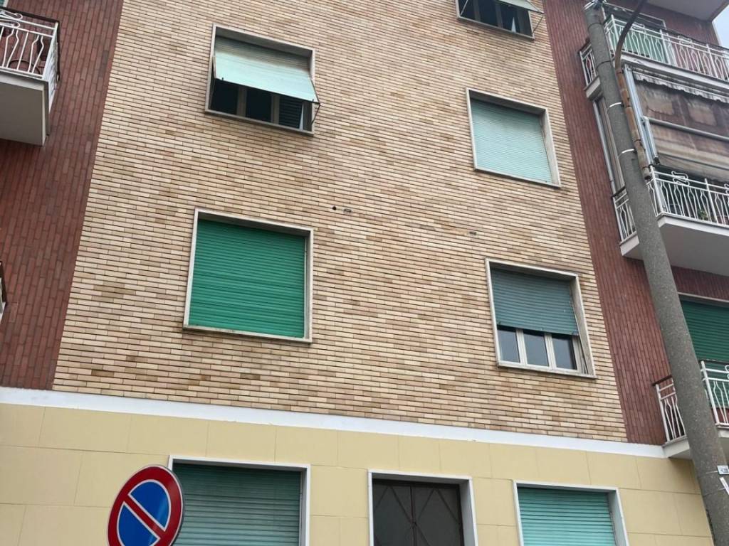 Appartamento a Rivoli in Via Scrivia, 5 - Foto 2