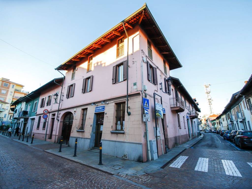 Palazzo / stabile a Volpiano in Via Umberto I, 19 - Foto 2