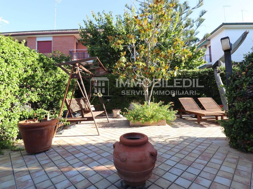 Villa a Santa marinella in Via Vittorio Veneto - Foto 3
