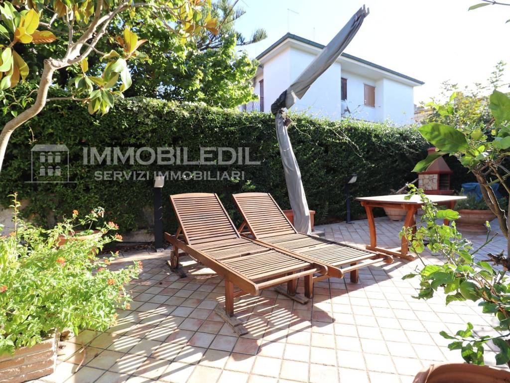 Villa a Santa marinella in Via Vittorio Veneto - Foto 4
