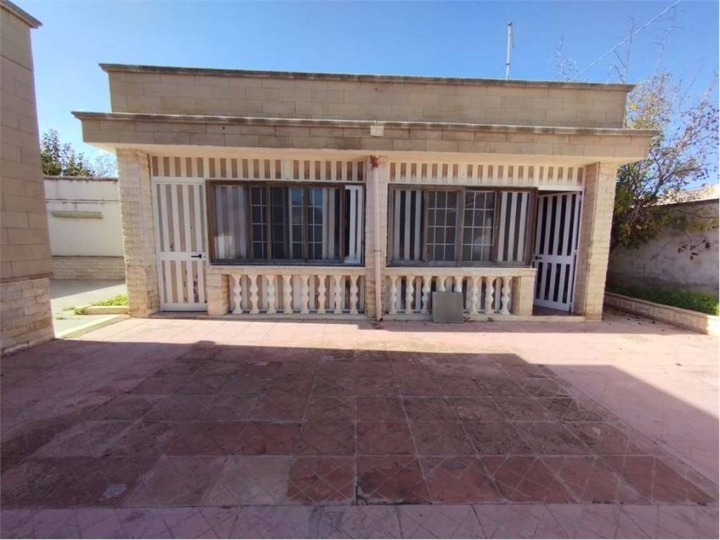 Villa a Brindisi in Via Cristo Re, 6 - Foto 3