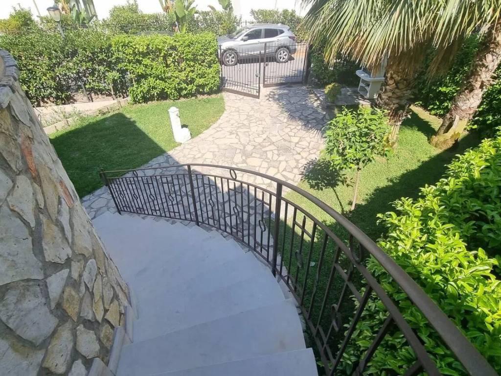 Villa a Campofelice di roccella in Contrada Pistavecchia, 203 - Foto 3