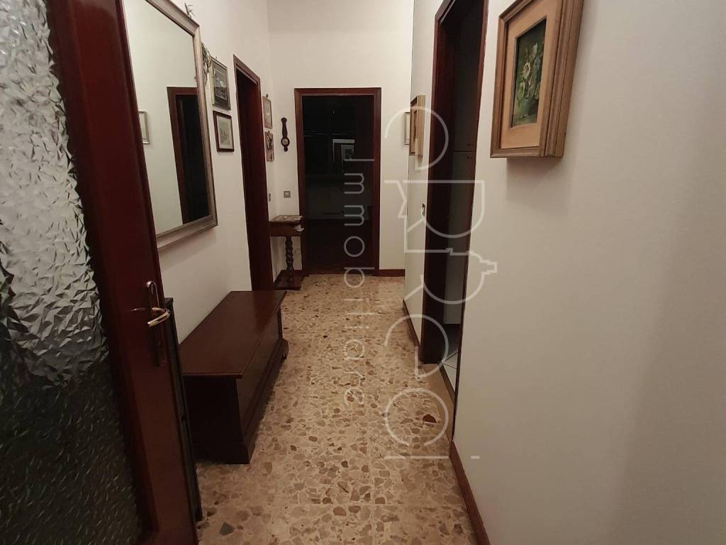 Appartamento a Mantova in Viale Pompilio - Foto 4