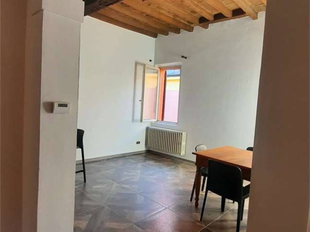 Appartamento a Modena in VIA SELMI - Foto 4