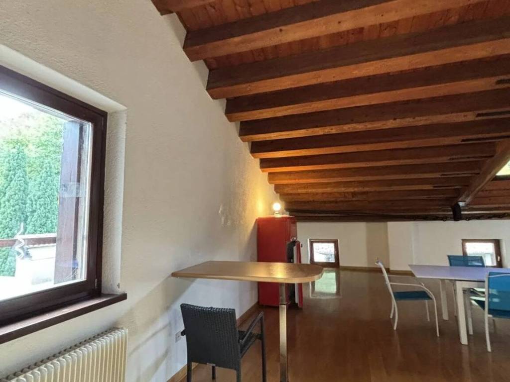 Appartamento a Vittorio veneto in Piazza Marc'Antonio Flaminio - Foto 5