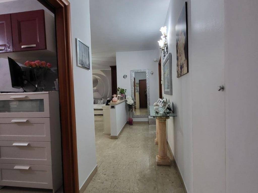 Appartamento a Volpiano in Via Cesare Battisti, 29 - Foto 3