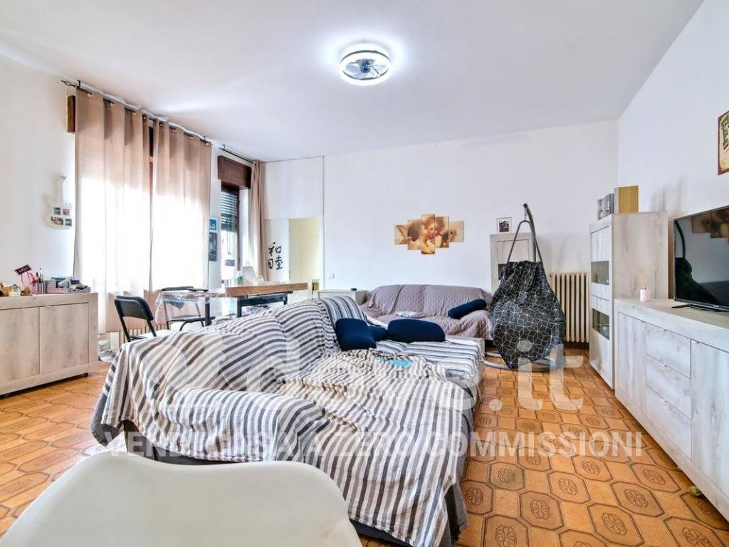 Appartamento a Pavia in Via Trovamala, 38 - Foto 4