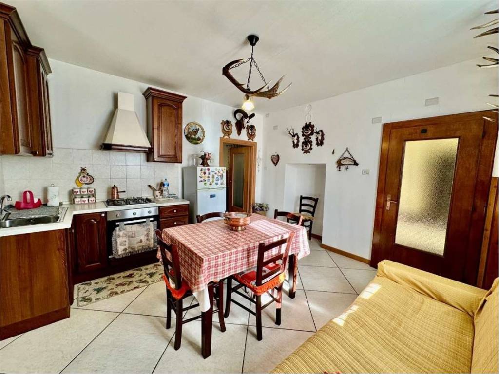 Appartamento a Introbio in piazza scotti, 3 - Foto 3