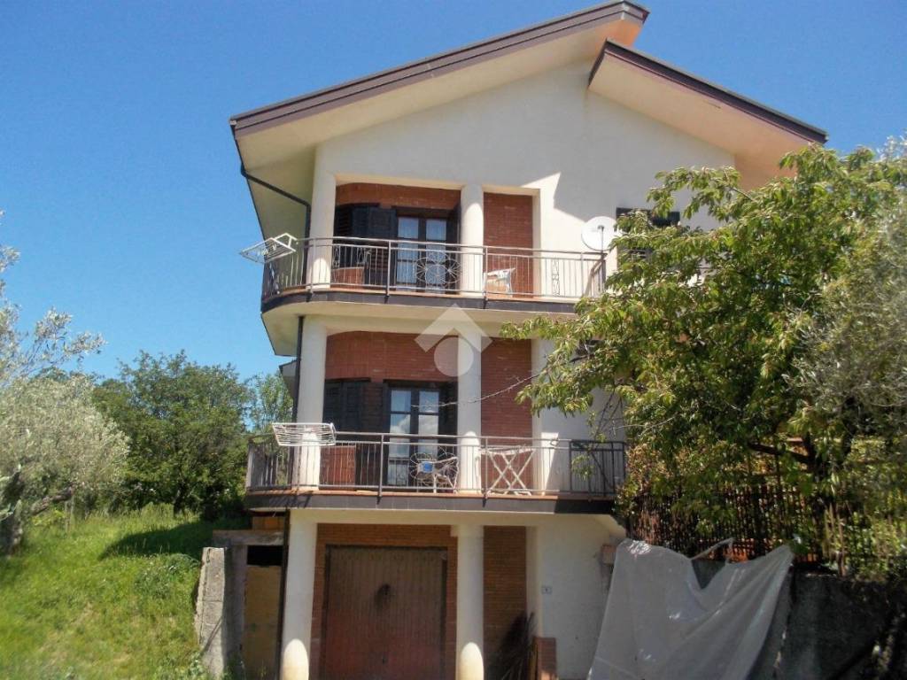 Villa a Castrolibero in via Domenico Martire, 3 - Foto 2