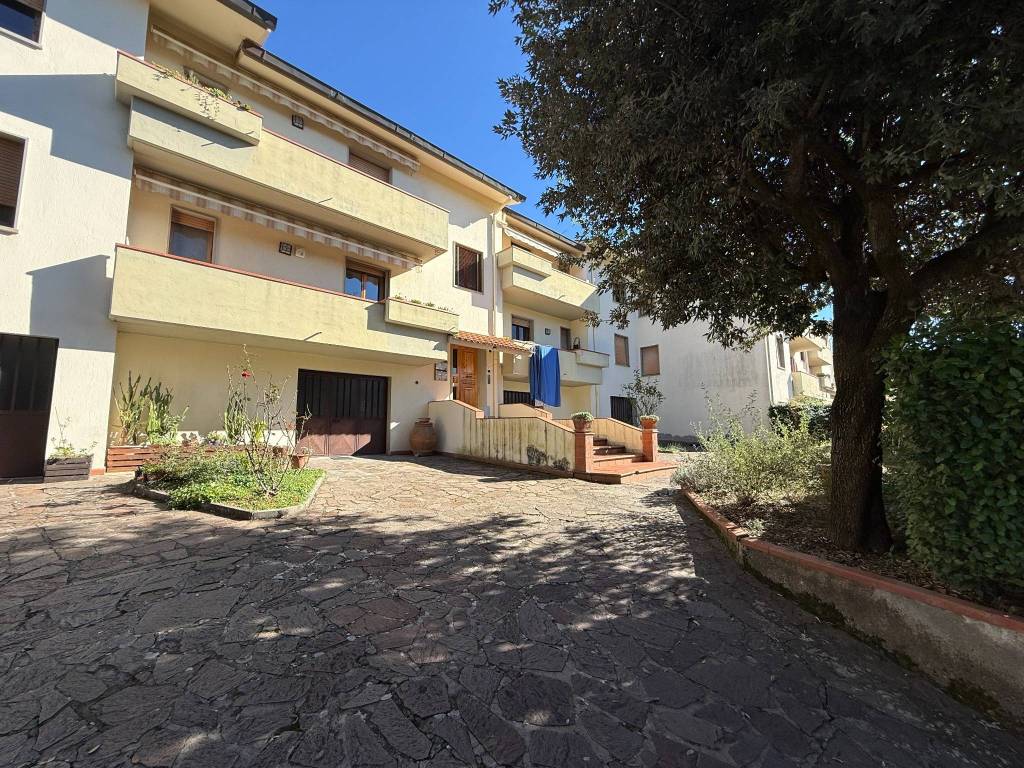 Appartamento a San casciano in val di pesa in Via Martiri di Bologna - Foto 2