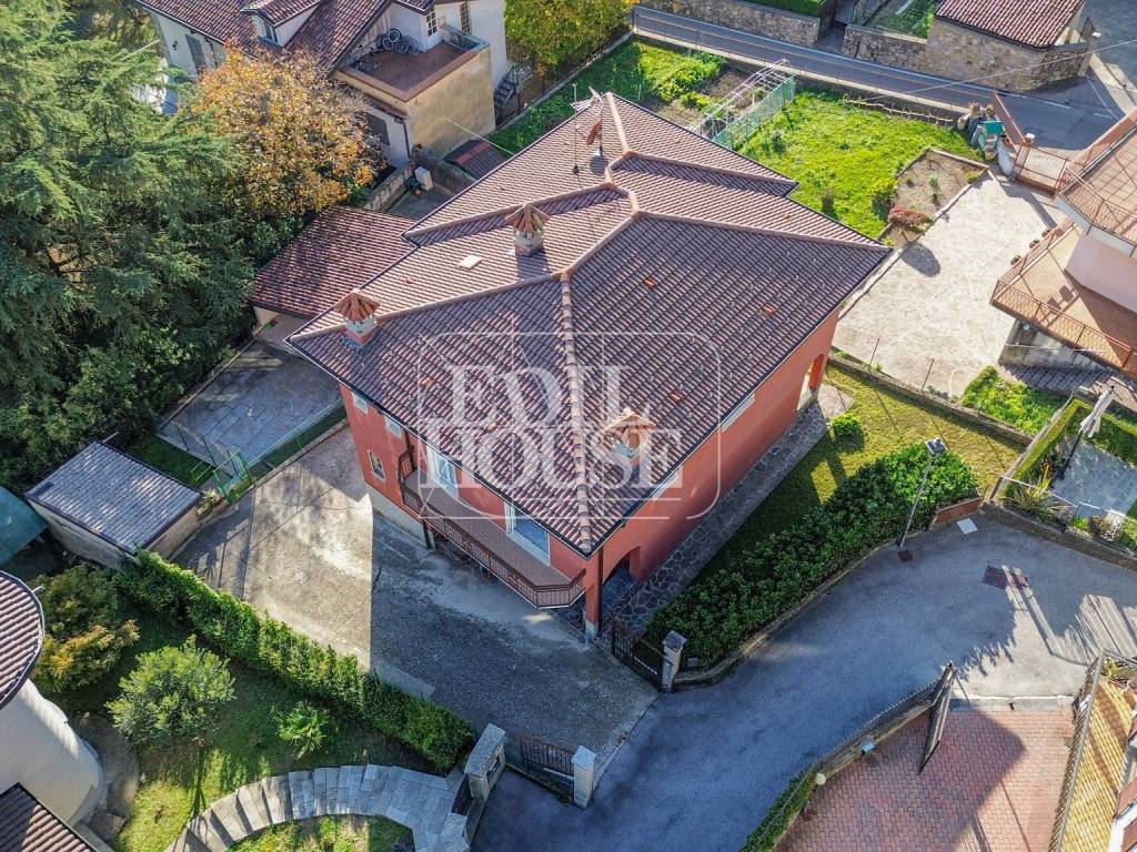 Villa a Cesana brianza in Via Alessandro Volta - Foto 4