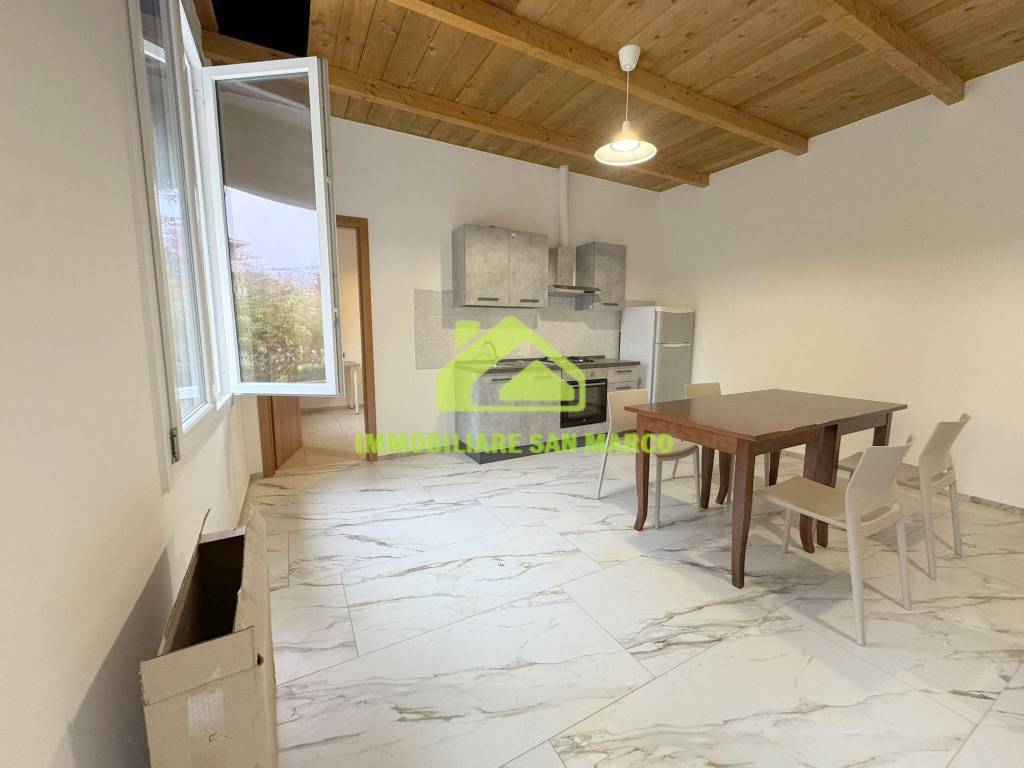 Appartamento a Ferrara in Via Caldirolo, 134 - Foto 2