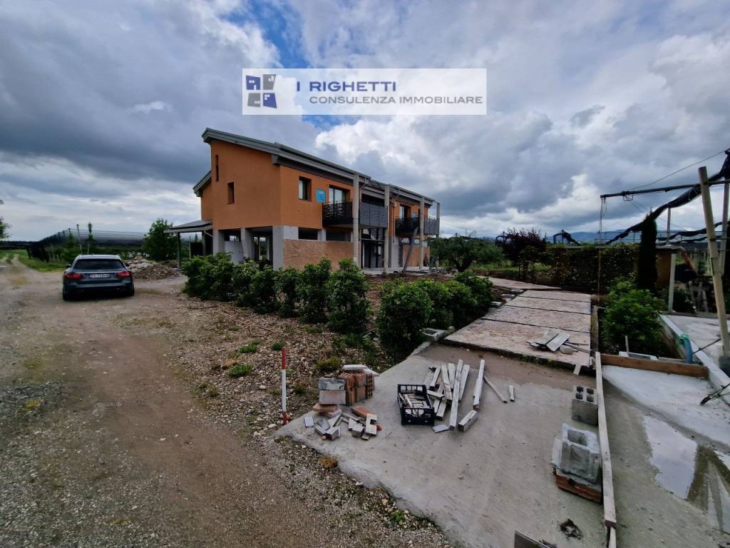 Villa a Verona in Via Francesco De Pinedo - Foto 2