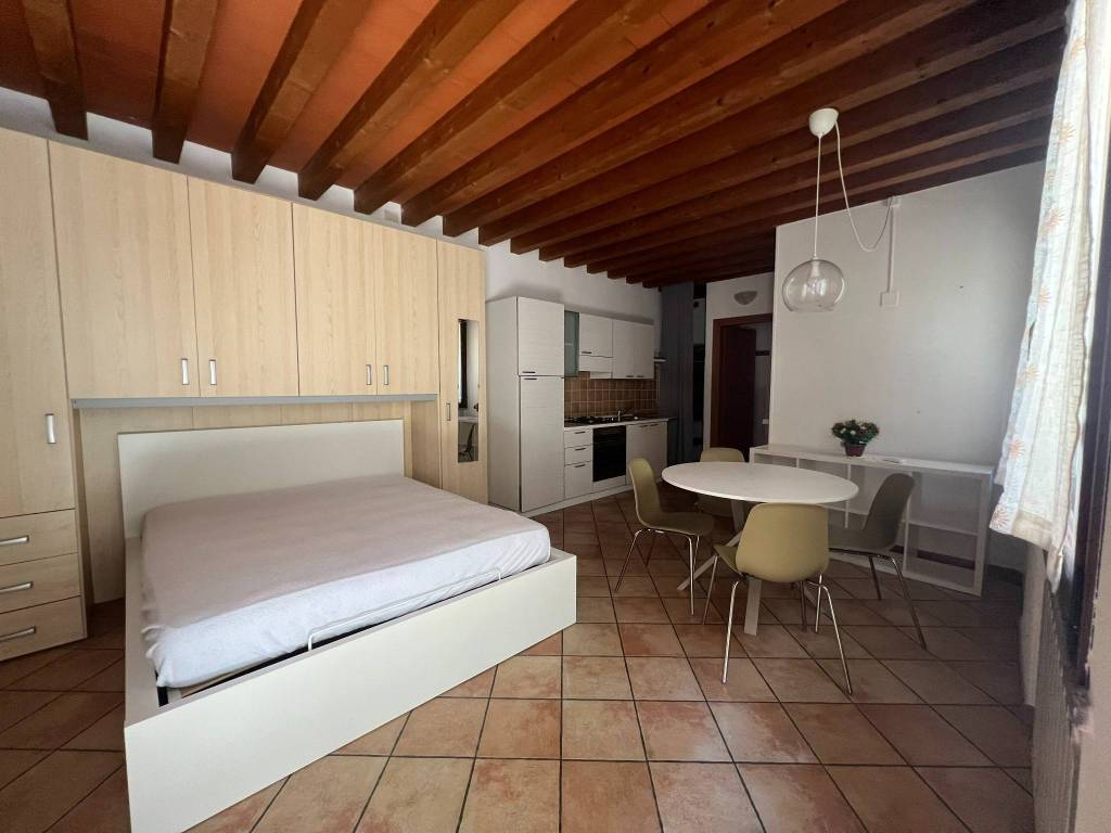 Appartamento a Parabiago in Via Brisa - Foto 3