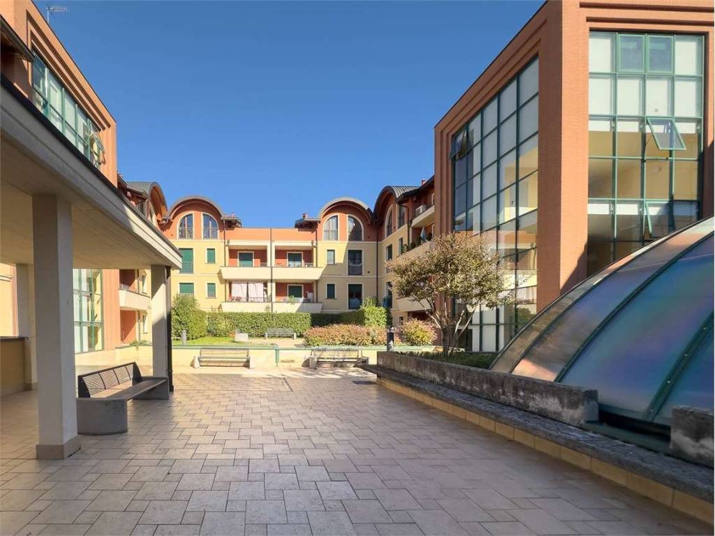 Appartamento a Somma lombardo in Via Visconti , 29 - Foto 5
