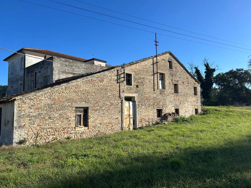 Villa a Trecastelli in Via del Fiume - Foto 4