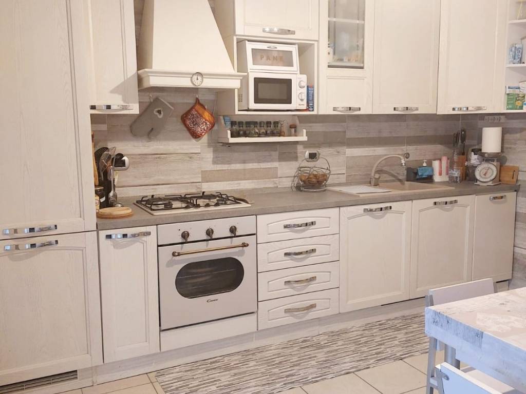 Appartamento a Ferrara in Via Giosuè Carducci - Foto 3