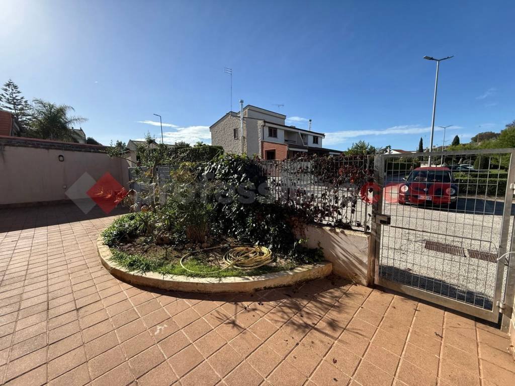 Villa a Statte in viale raffaello , 1/A - Foto 5