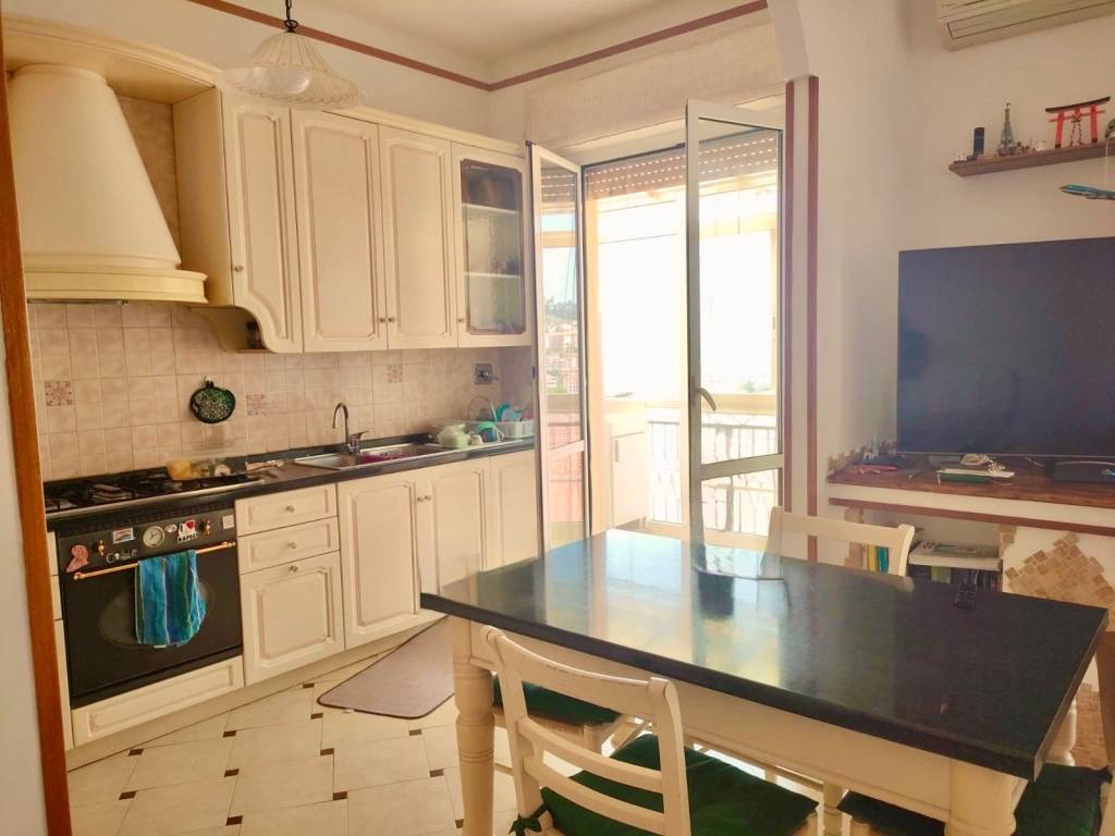 Appartamento a Imperia in Via Privata Mazza, 1 - Foto 2