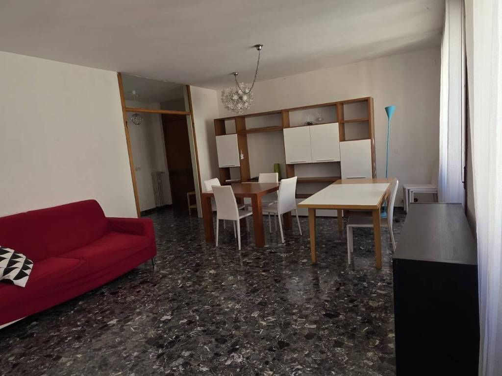 Appartamento a Udine in Via Santa Chiara - Foto 3