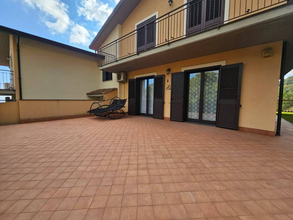 Appartamento a Zafferana etnea in via giacomo puccini, 17 - Foto 3