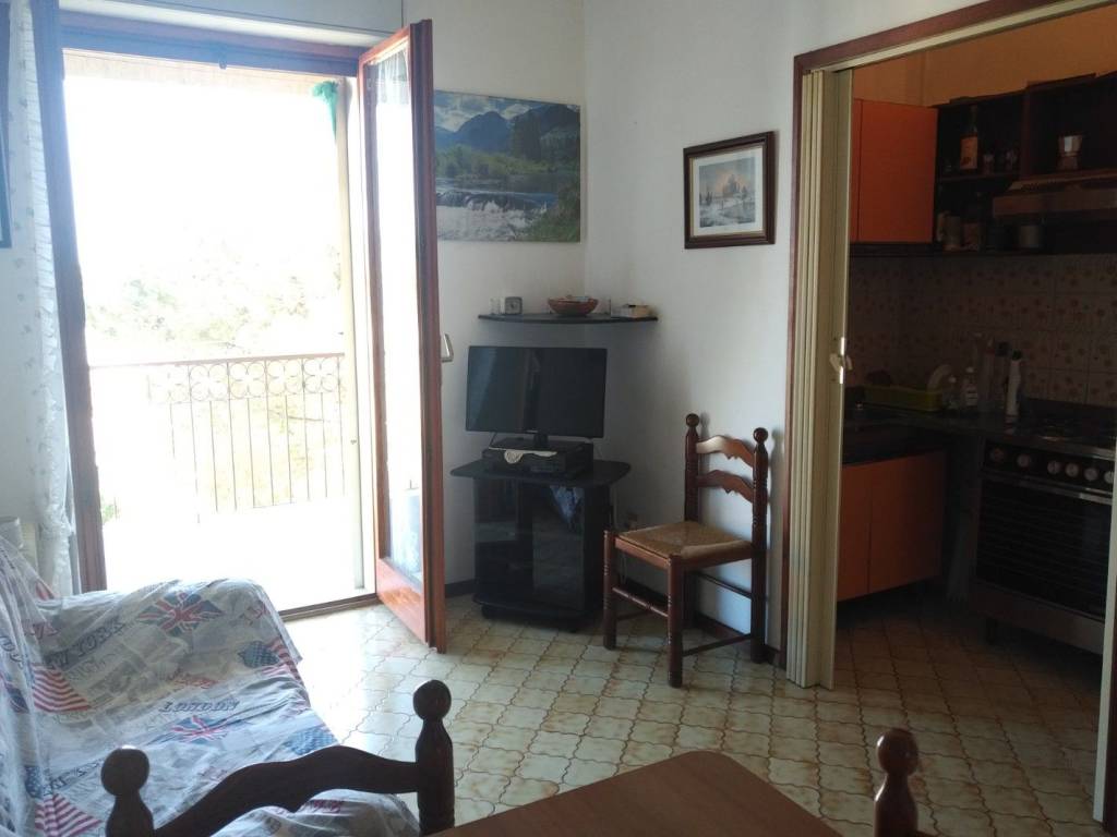 Appartamento a Ceriale in Via Caviglia - Foto 3