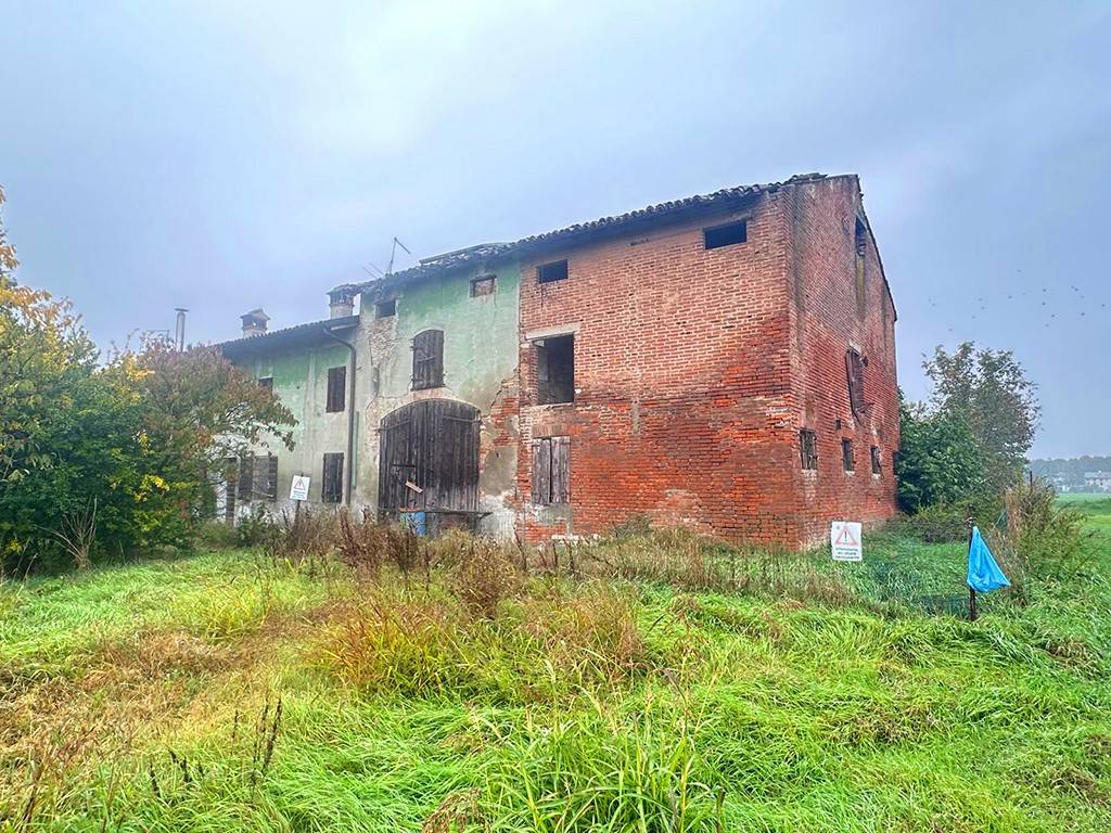 Rustico / casale a Sorbolo mezzani in Strada Provinciale Parma-Mezzani - Foto 2