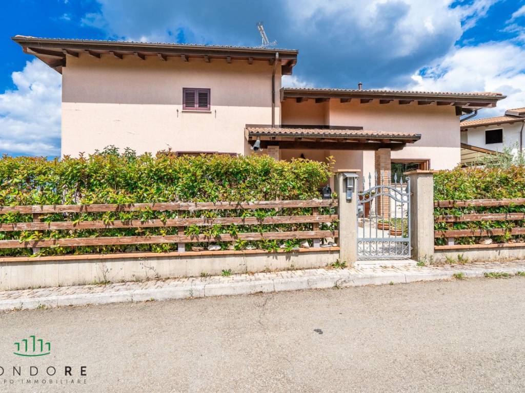 Villa a Castiglione dei pepoli in via masi - Foto 2