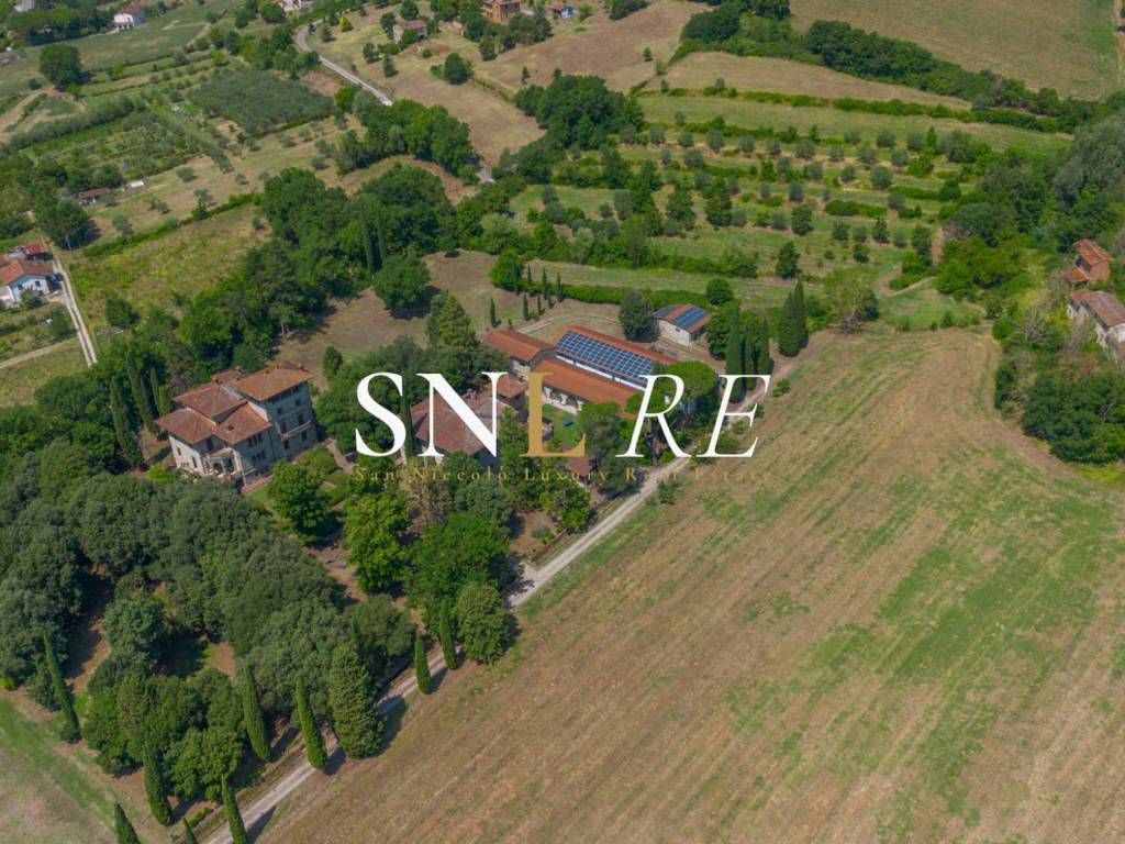 Villa a Bibbiena in Via Fiorentina - Foto 2