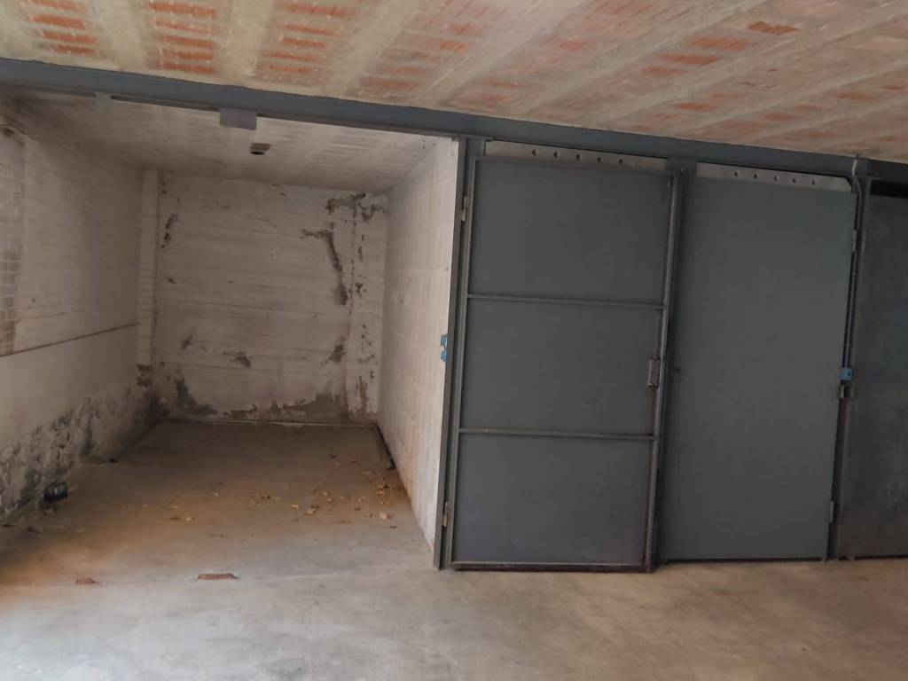 Box / garage a Ozzano dell'emilia in Via Marzabotto - Foto 4