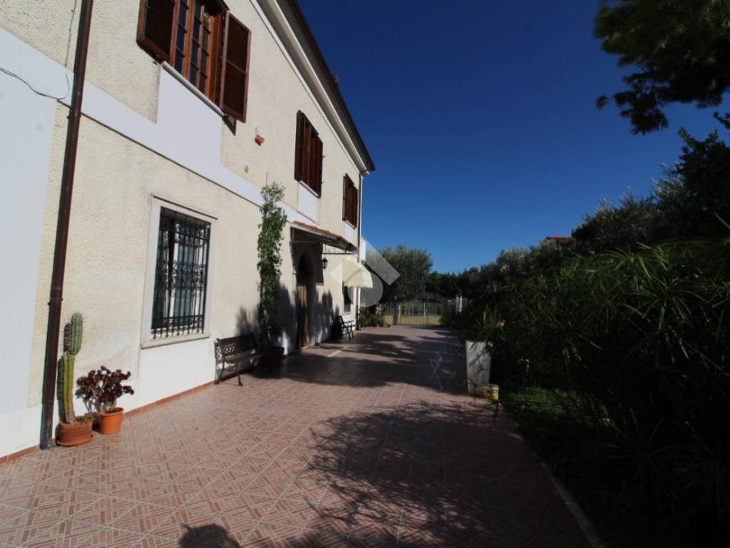 Villa a Pescara in Str. Vicinale Colle Breccia, 43 - Foto 3