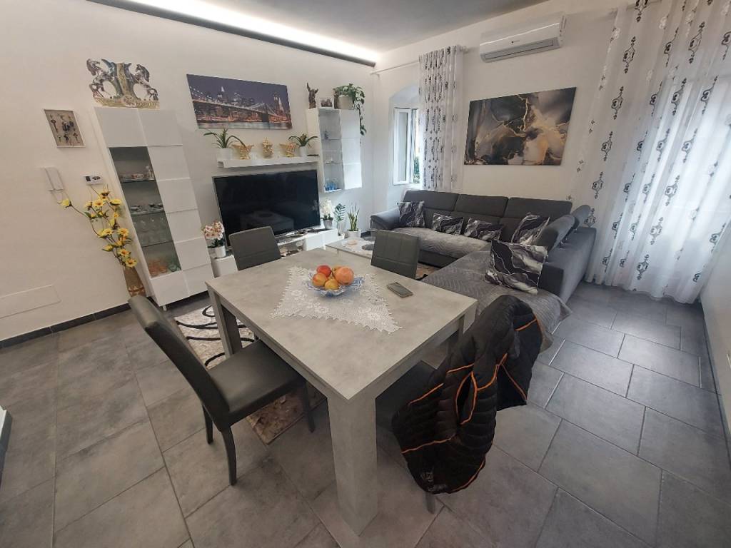 Appartamento a Castelfranco piandisco in Via Piave - Foto 4