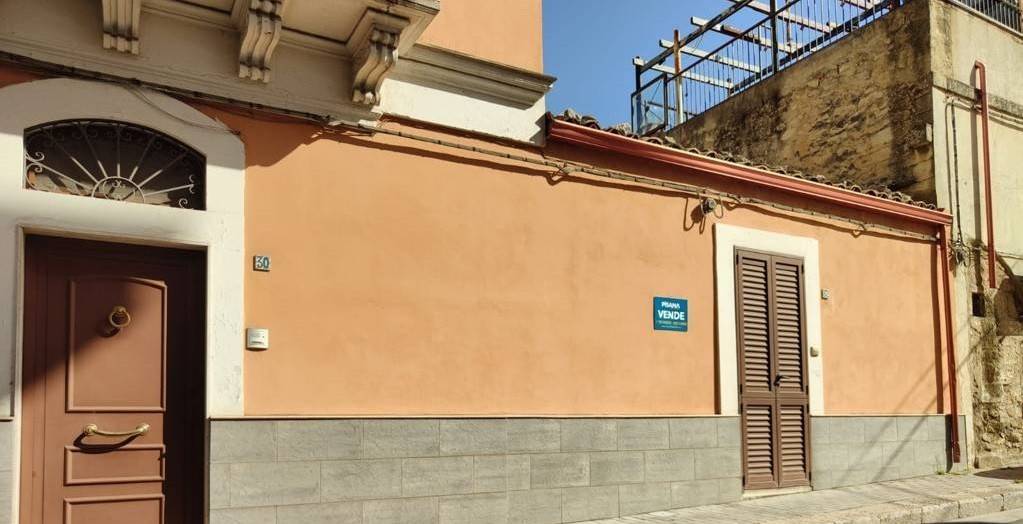 Casa indipendente a Ragusa in Via Palermo, 32 - Foto 2