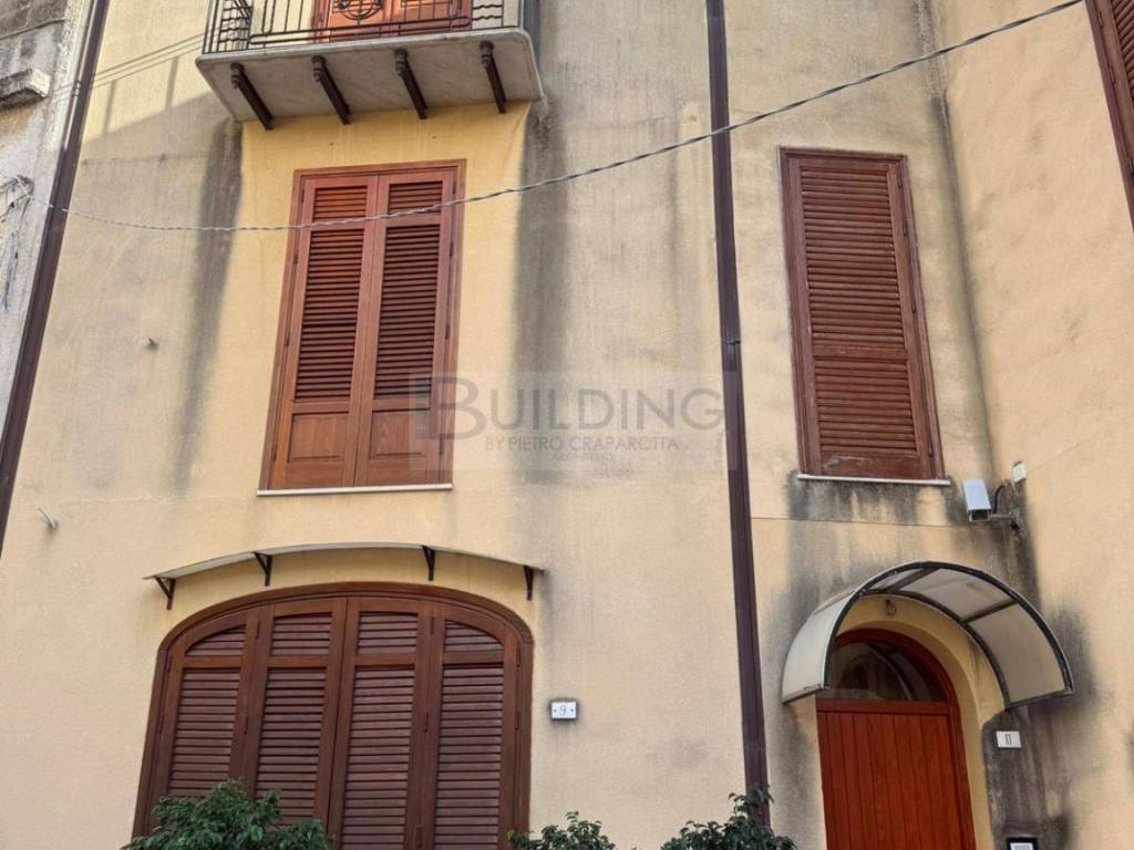 Appartamento a Castelvetrano in Via Giuseppe La Farina, 11 - Foto 2