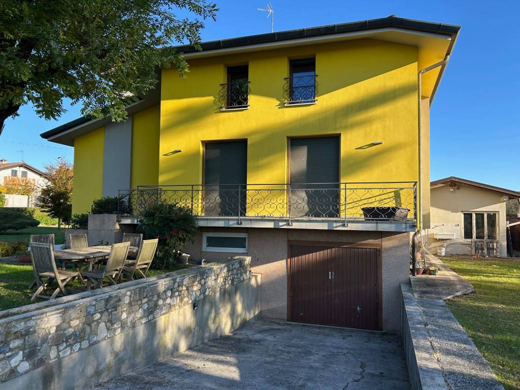 Villa a Colloredo di monte albano in Via Codugnella, 2 - Foto 4