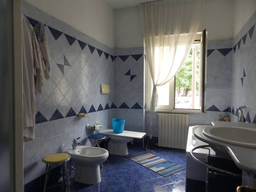 Appartamento a Salerno in Largo Antonio Santelmo, 2 - Foto 4
