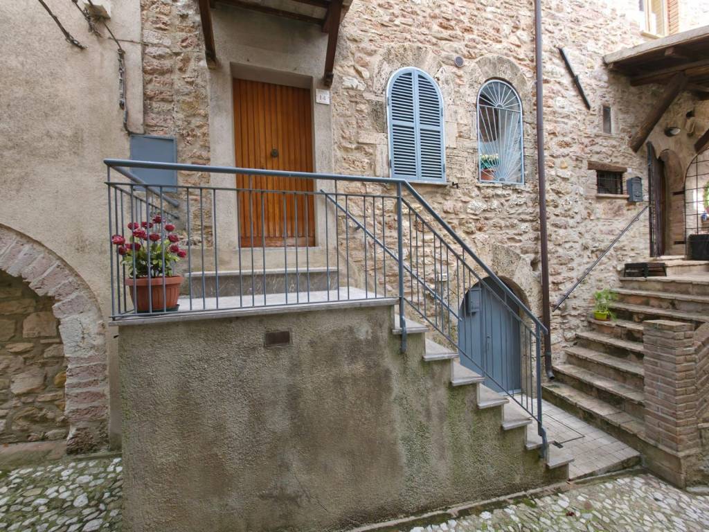Casa indipendente a Spoleto in Località Roselli - Foto 2