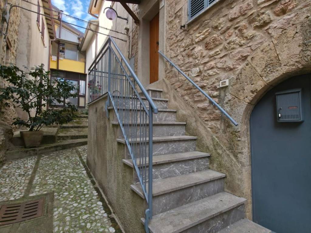 Casa indipendente a Spoleto in Località Roselli - Foto 5