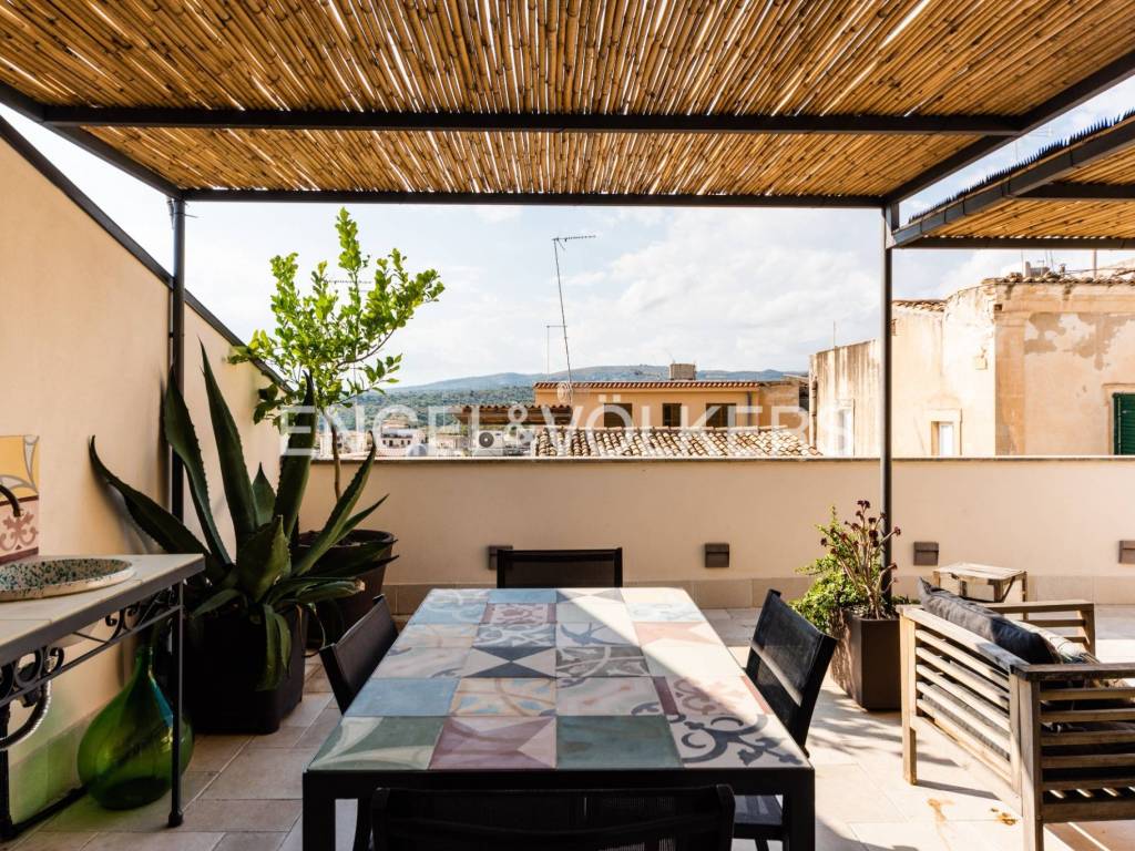 Casa indipendente a Noto in Via Galileo Galilei, 40 - Foto 2