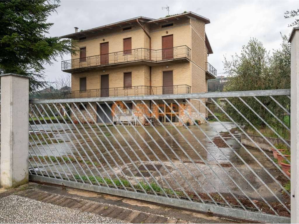 Appartamento a Torgiano in Via Assisi - Foto 3
