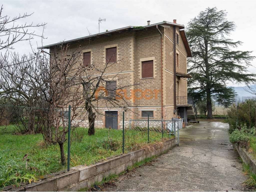 Appartamento a Torgiano in Via Assisi - Foto 4